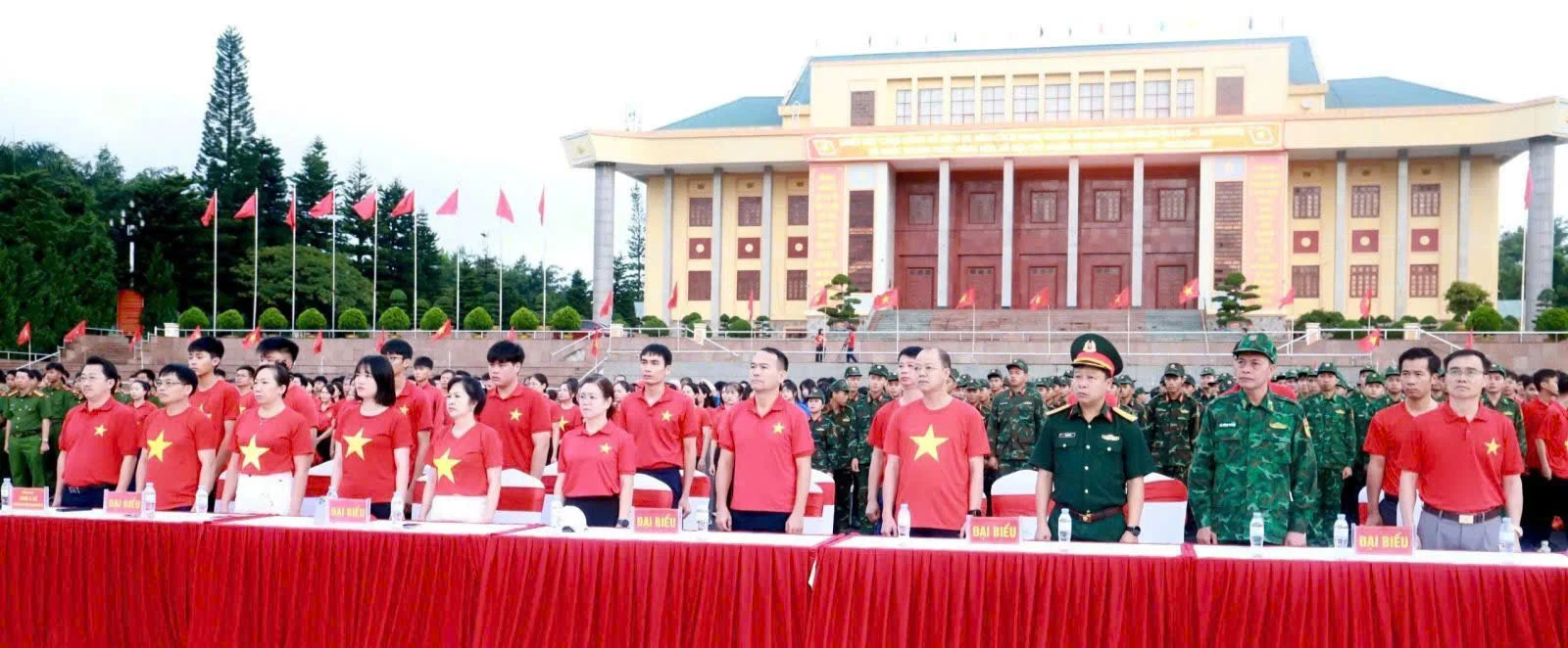 Hơn 100.000 người đi bộ: phong trào hay bước ngoặt sức khỏe cộng đồng?