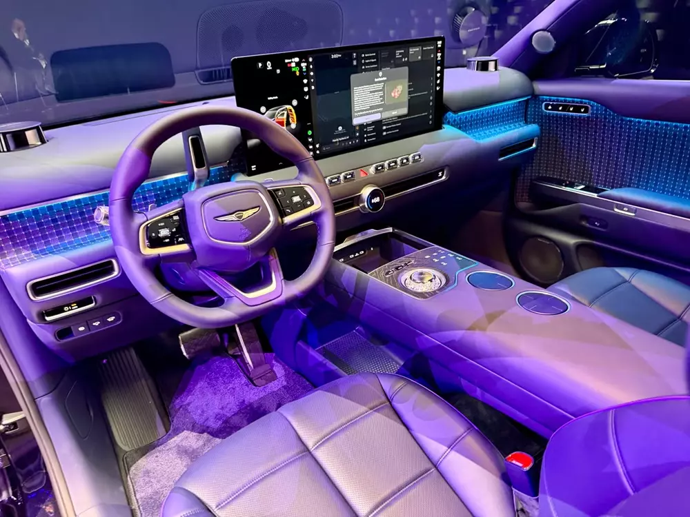 Genesis GV90: An toàn đột phá trong lớp áo sang trọng kiểu Rolls-Royce