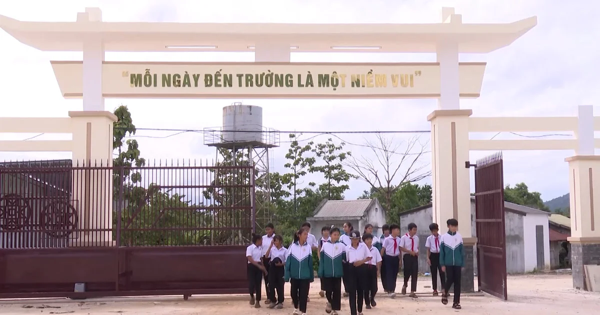 Trường nội trú vùng biên: Bước ngoặt cho học sinh vùng khó