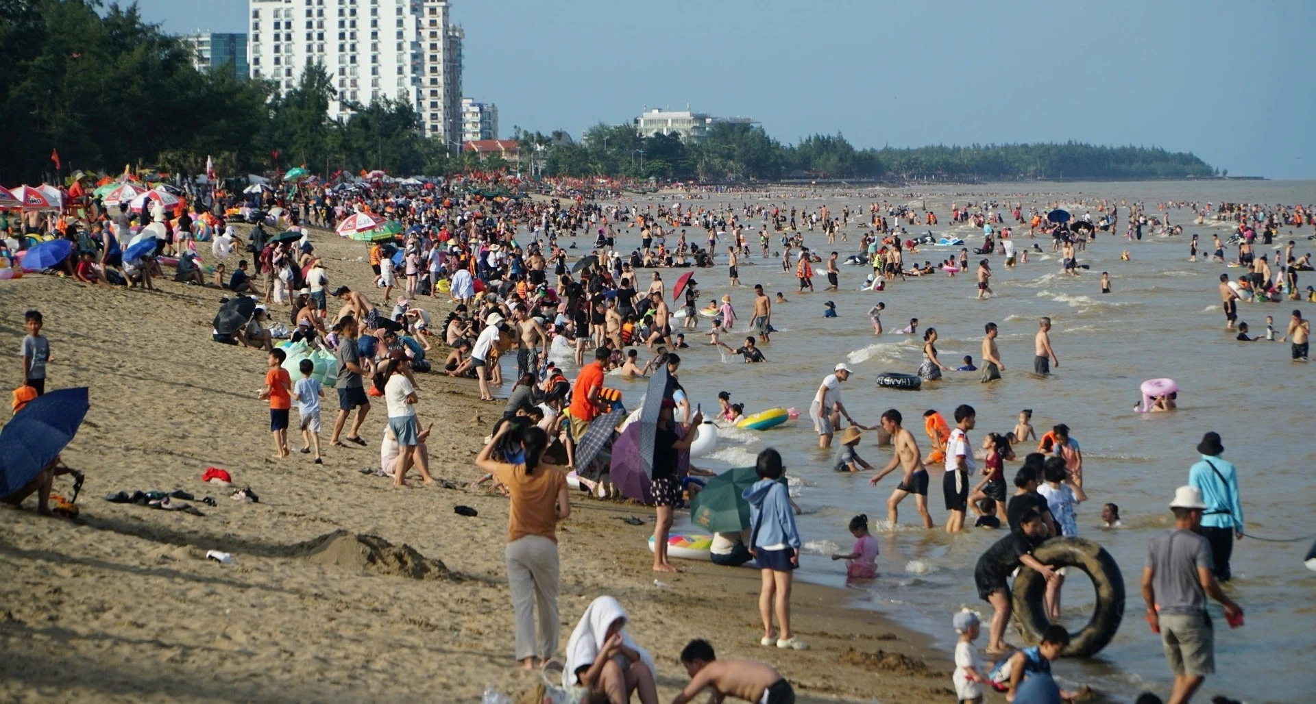 Thanh Hóa đón làn sóng du lịch 4 mùa từ biển đến di sản