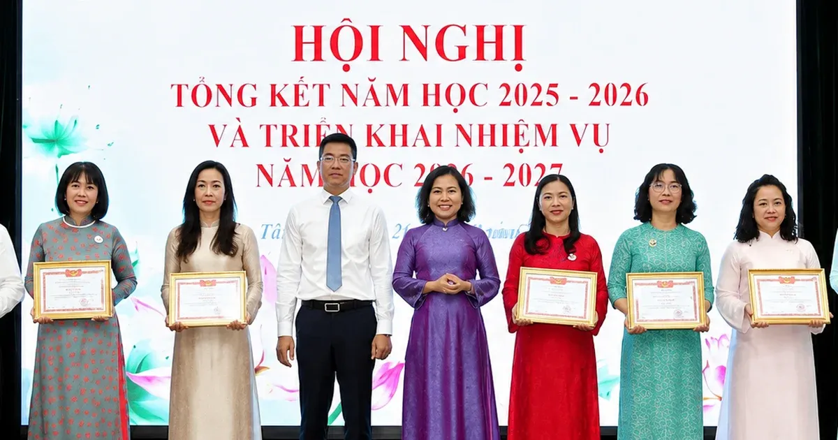 Trường học số hóa hồ sơ và quản trị dữ liệu: Bài học từ TP.HCM