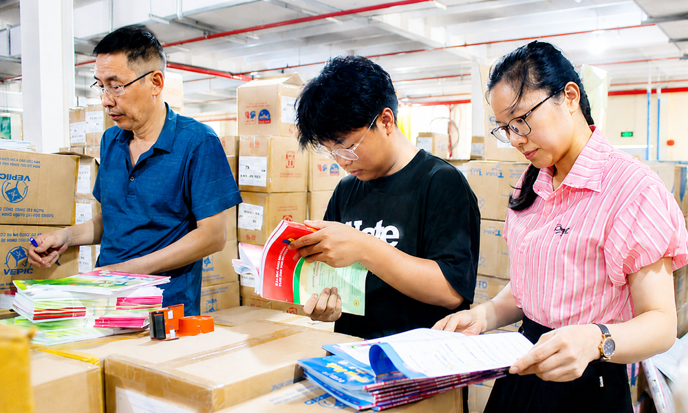 Sách giáo khoa khan hiếm trước thềm năm học mới