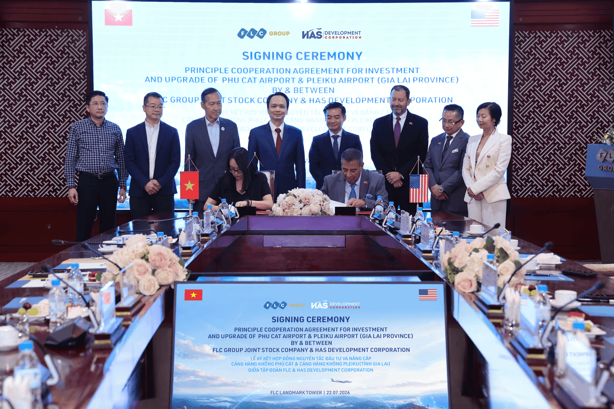 Từ Boeing đến Hải quân Mỹ: Lãnh đạo gốc Việt đang định hình quốc phòng và hàng không vũ trụ
