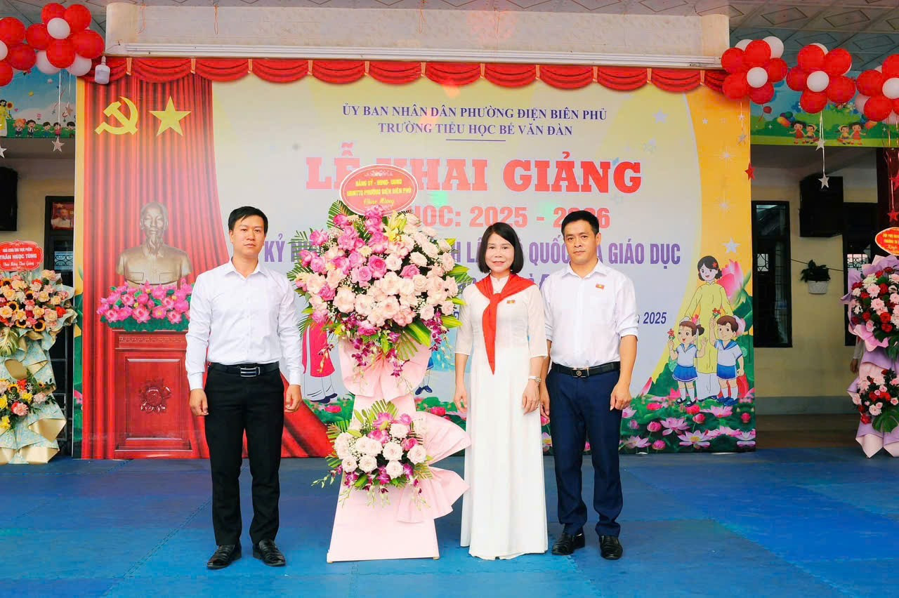 Tại sao nhiều hiệu trưởng chọn trở lại bục giảng