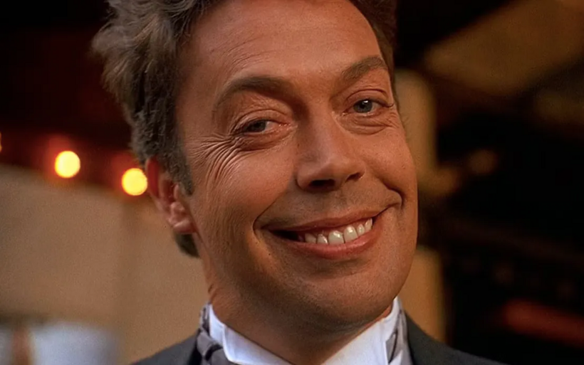 Tim Curry: huyền thoại điện ảnh và những vai diễn không thể quên