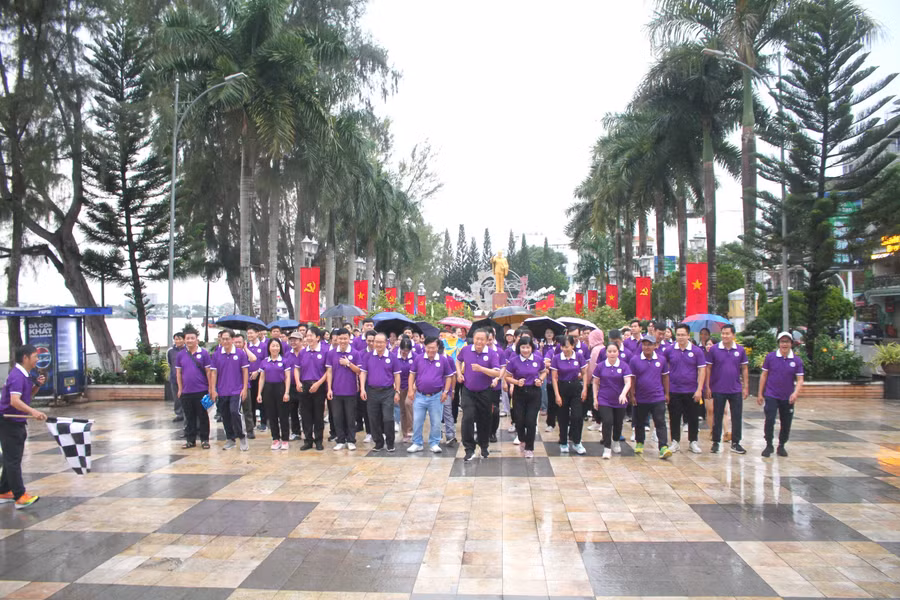 Hai giải chạy cộng đồng kỷ niệm Quốc khánh: từ Cần Thơ đến Tuy Hòa