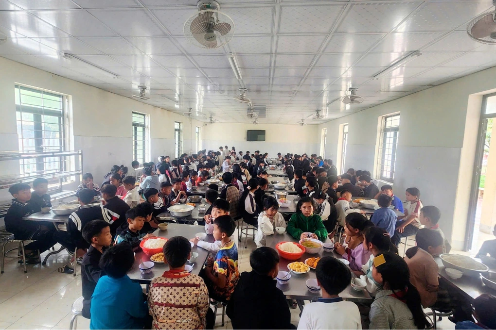 Học sinh vùng sâu thiếu lương thực: Từ lời kêu gọi trên Facebook đến lệnh rà soát toàn quốc