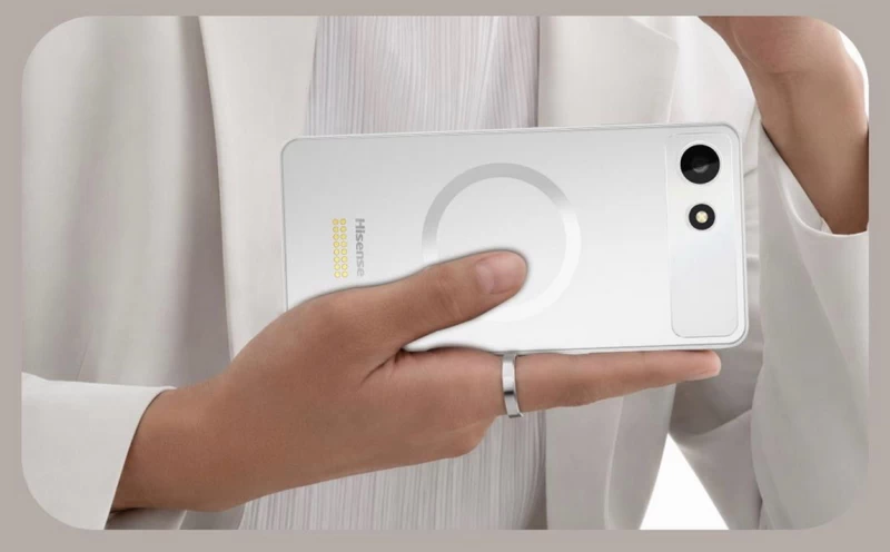 Hisense A10 Ultra: Có đáng nâng cấp từ flagship thường?