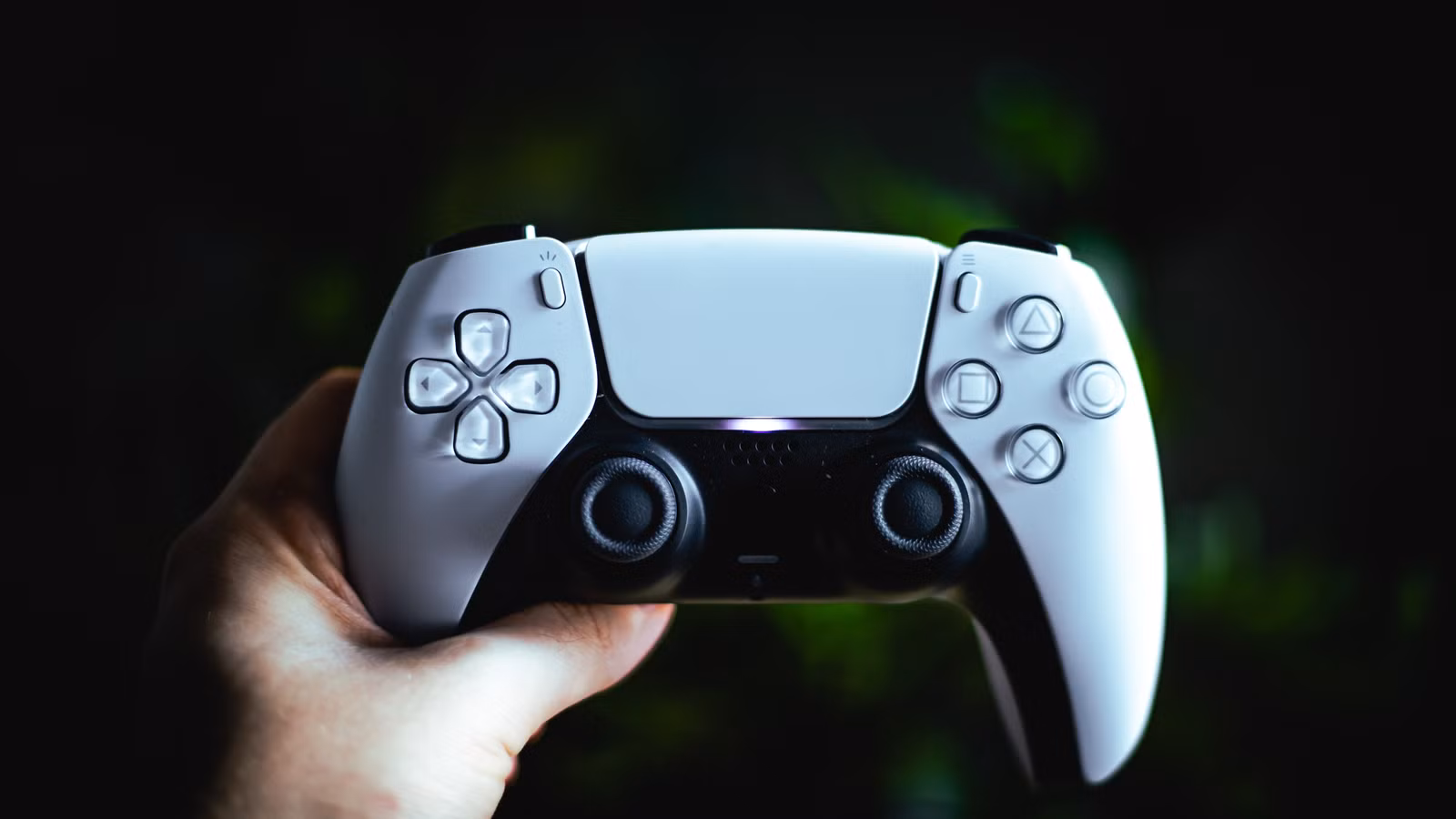 PlayStation 5 thành hộp TV miễn phí: Sony đang chơi lớn với Live TV