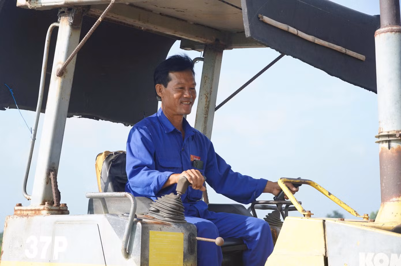 Hàng nghìn công nhân bám công trường cao tốc dịp lễ Quốc khánh