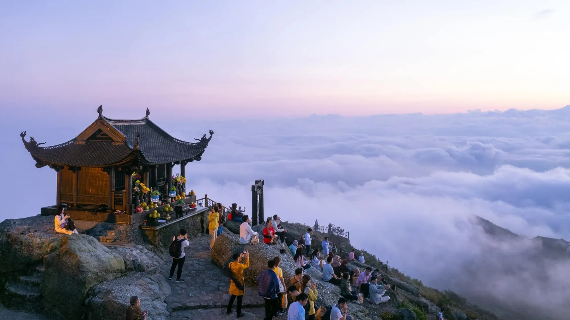 Quảng Ninh lên thành phố trực thuộc Trung ương: bước nhảy về chất của một “Việt Nam thu nhỏ”
