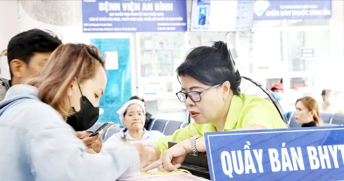 Tầm soát sức khỏe định kỳ: Lá chắn tài chính cho gia đình