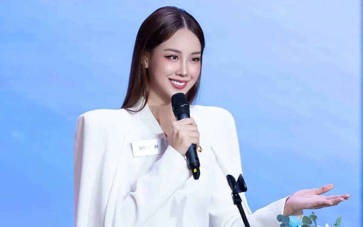 Bảo Ngọc đấu giá váy tại Miss World: Thời trang như cầu nối nhân ái