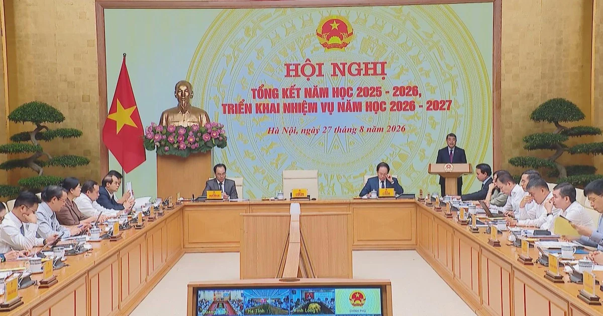 Giáo dục tài chính vào trường học: Từ sách vở đến ví tiền số
