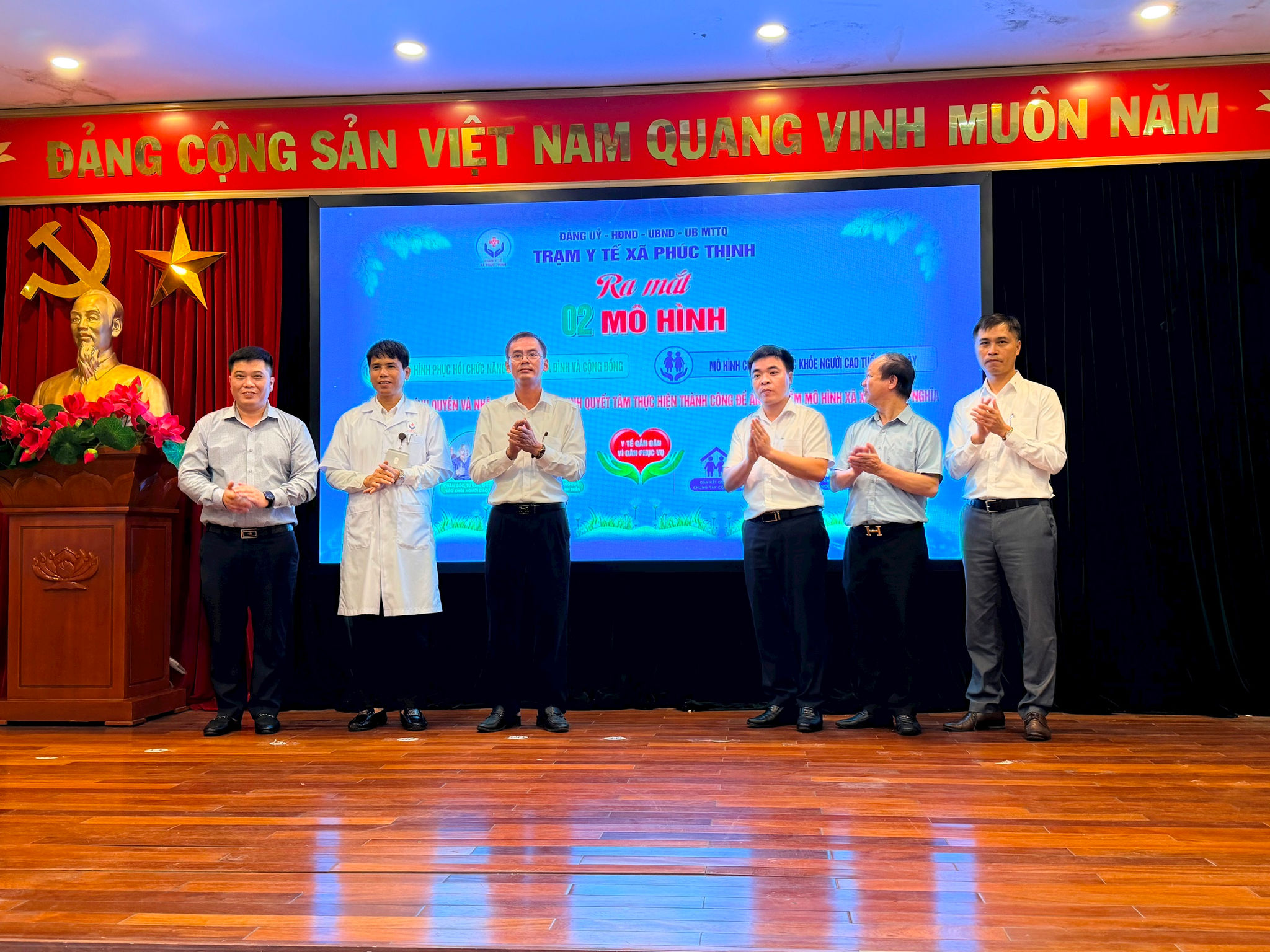 Tập luyện hàng ngày tại cơ sở chăm sóc ban ngày: chìa khóa giữ độc lập ở tuổi cao