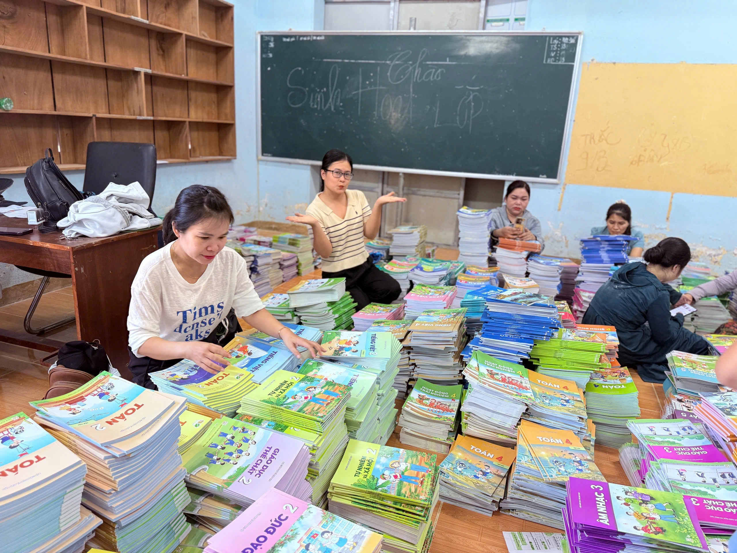 6 trường nội trú vùng biên khai giảng: Bước ngoặt cho giáo dục vùng sâu