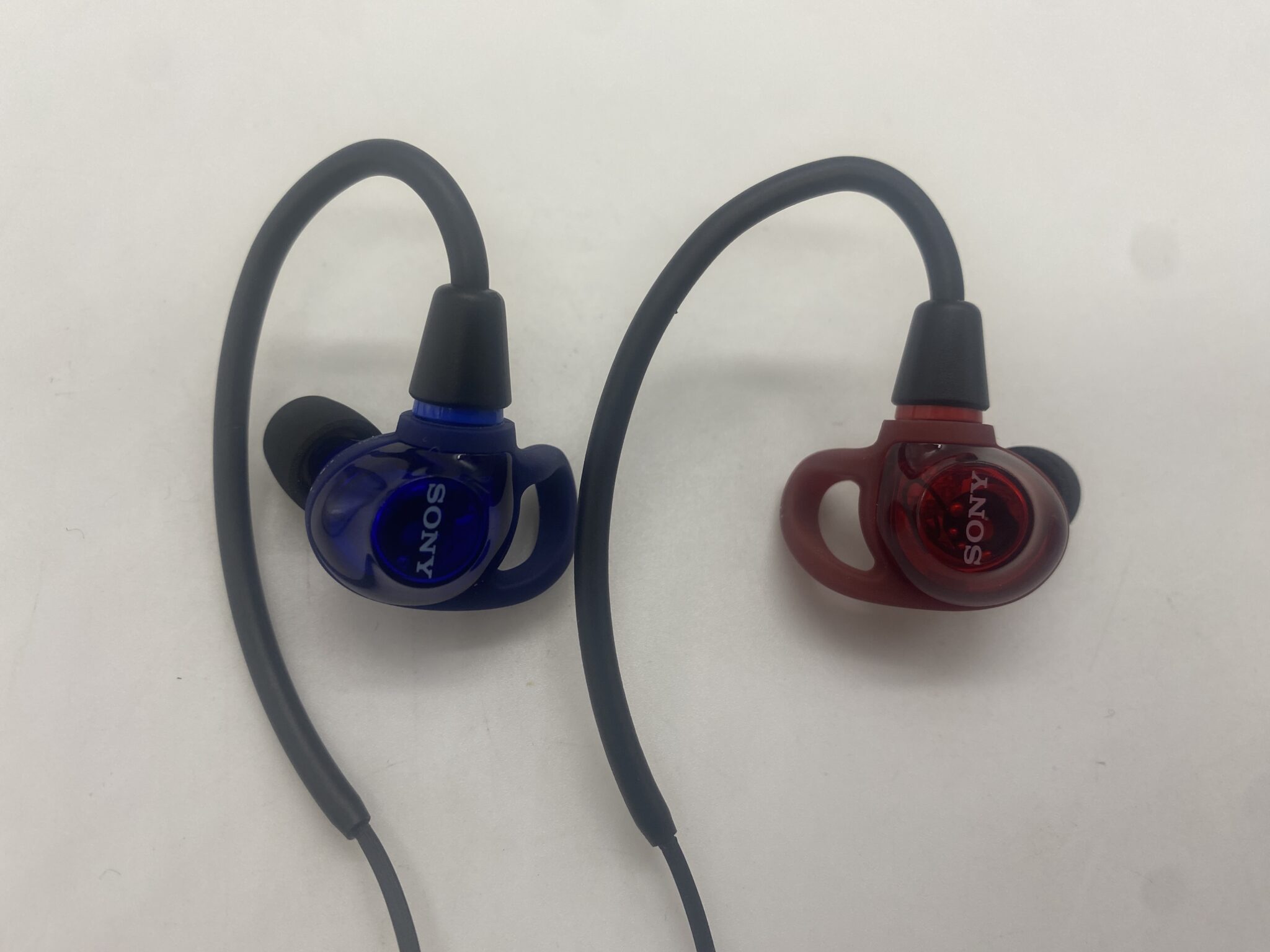 Sony IER-M500: in-ear monitor biểu diễn đáng mua cho performer?