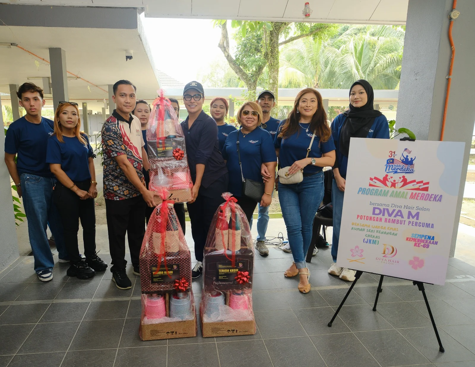 Potong Rambut Amal: Bila Salun Menjadi Ruang Kasih Warga Emas