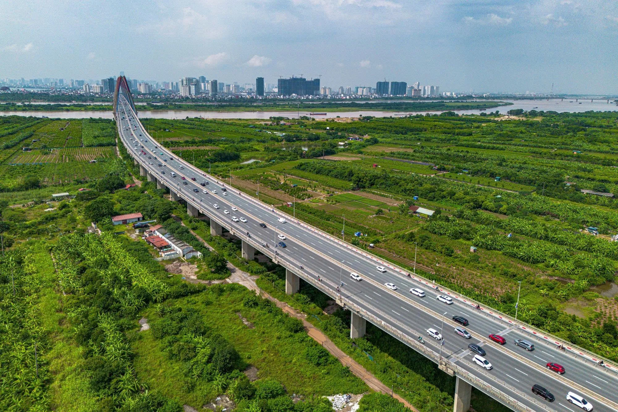 Những cây cầu kỷ lục: Hành trình vượt mặt thế giới