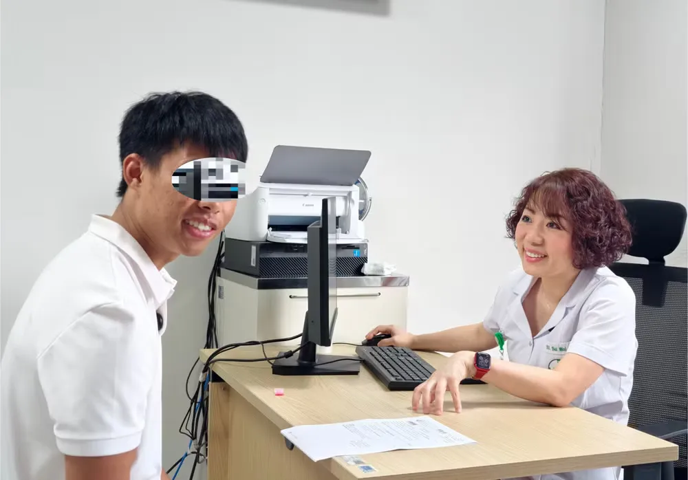 Từ 7 năm liệt mặt đến nụ cười tự nhiên nhờ vi phẫu thần kinh