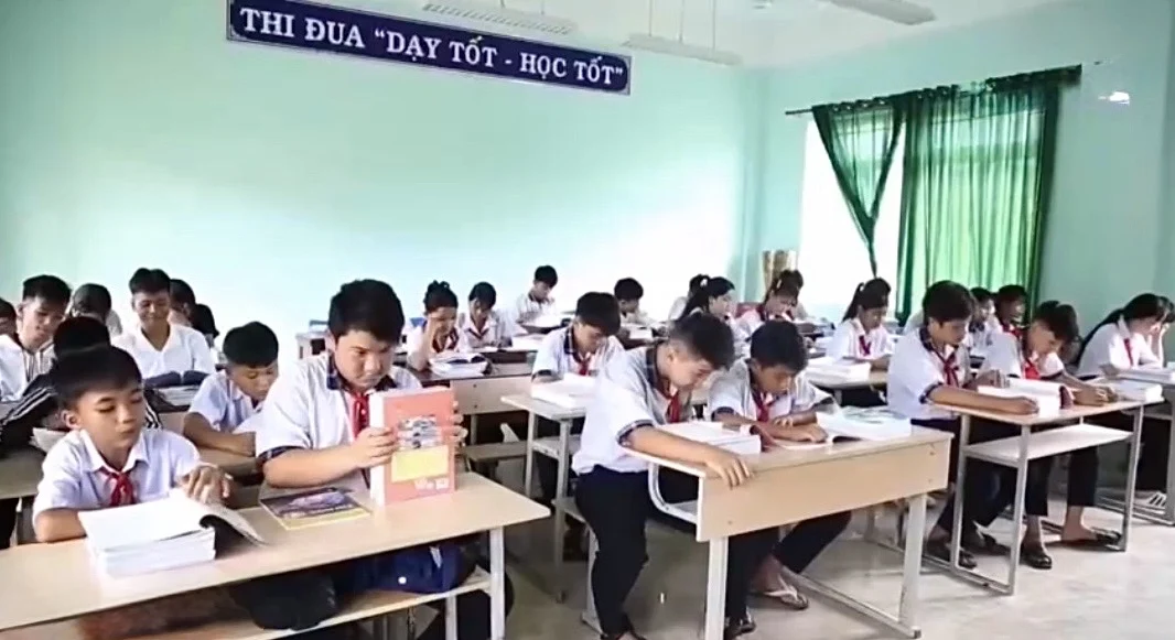 Những mô hình cấp sách giáo khoa miễn phí có thể nhân rộng