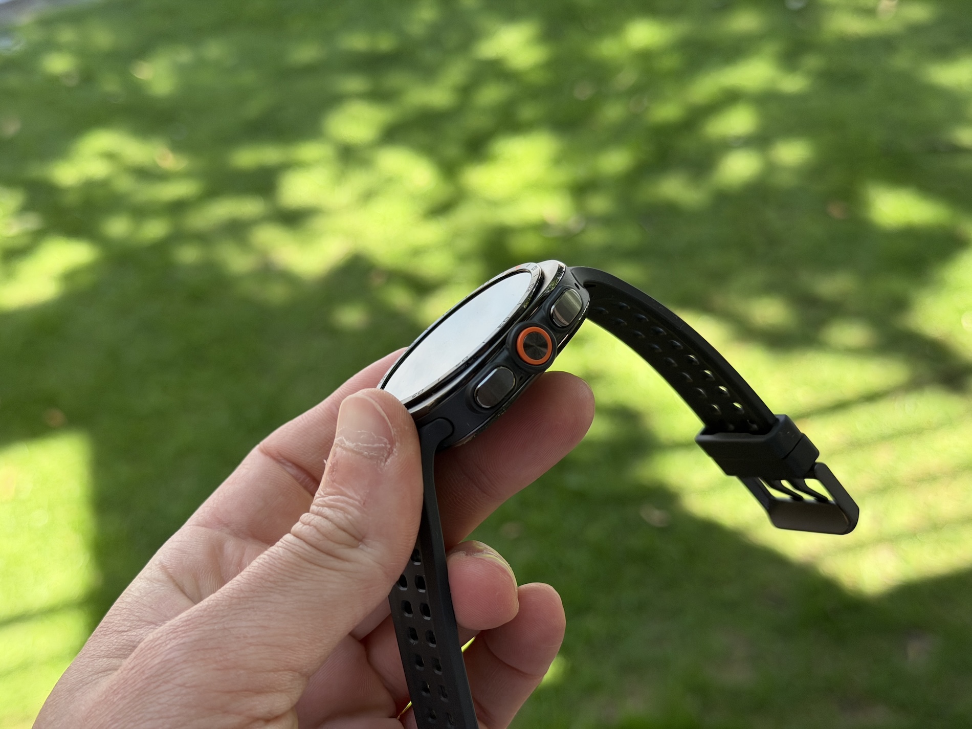 Samsung Galaxy Watch 9 vs Watch Ultra2: Nâng cấp sức khỏe nào đáng tiền?