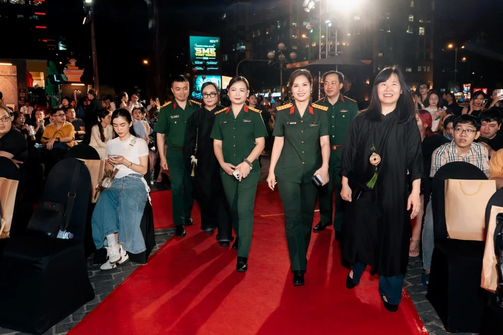 Hộ Linh Tráng Sĩ: Hình ảnh, mỹ thuật và một thế giới phong kiến Việt thuyết phục