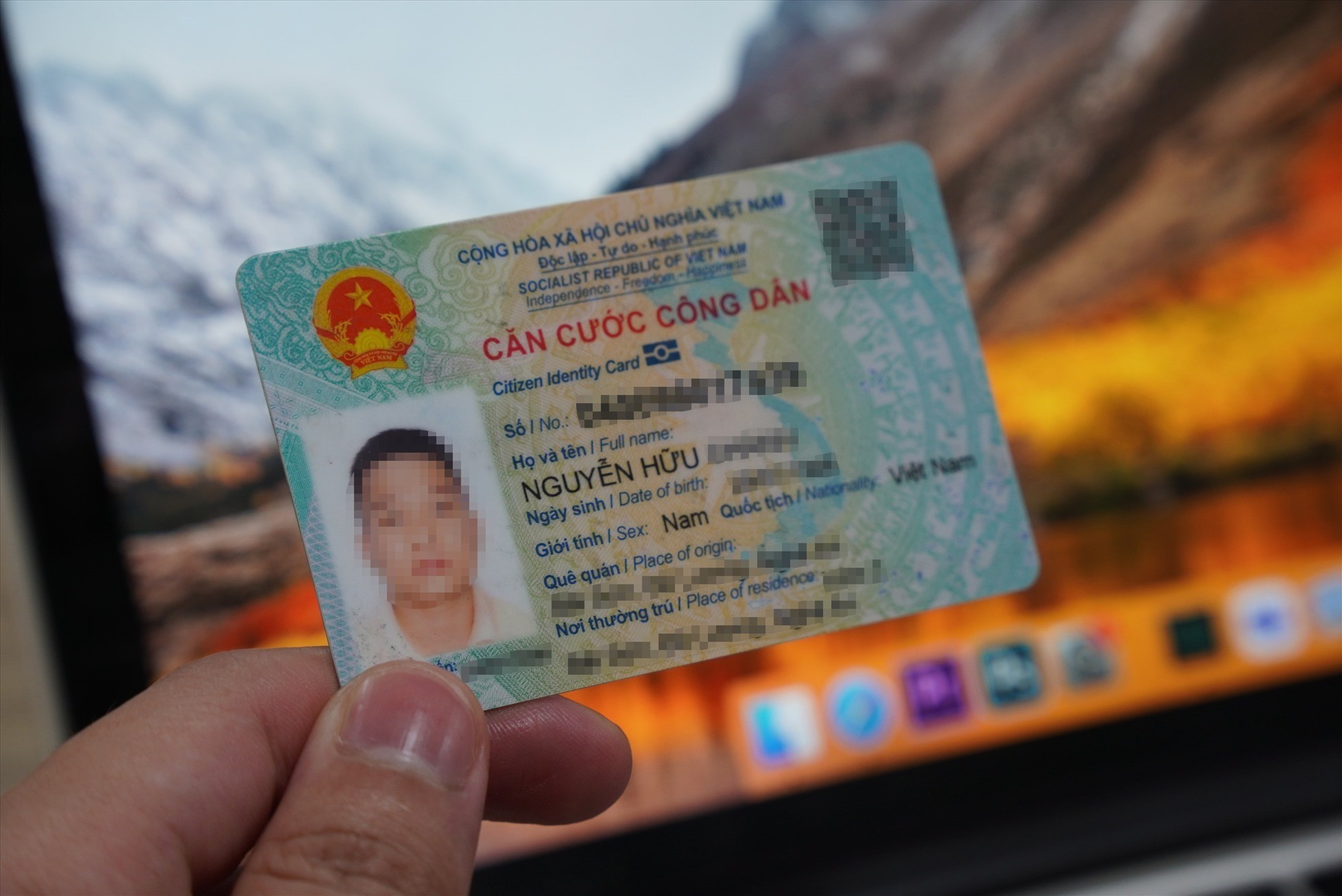 Gửi giấy tờ cá nhân qua Zalo, Messenger: Nhanh nhưng đầy bẫy bảo mật