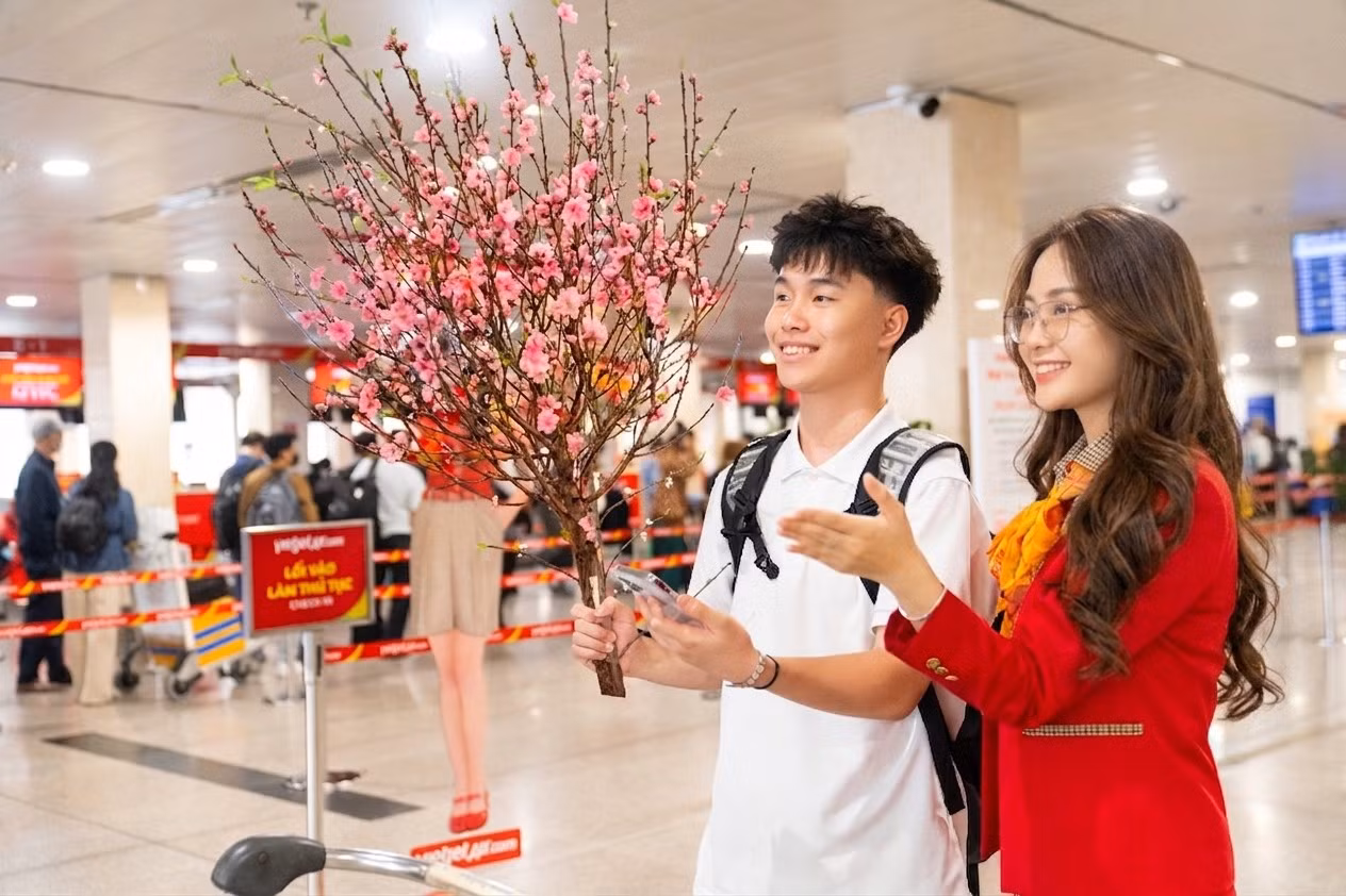 Chiến lược săn vé Tết Đinh Mùi Vietjet: nên mua sớm?