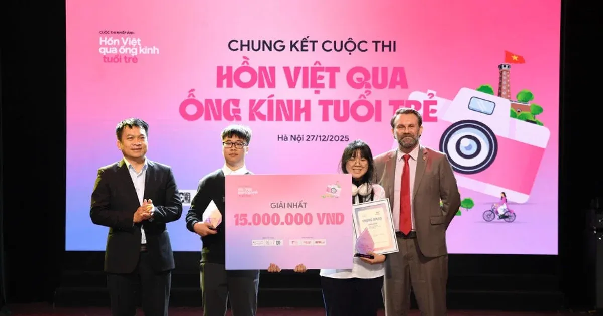 Ba cuộc thi nhiếp ảnh: Khi ống kính chạm đến quyền con người và Hồn Việt