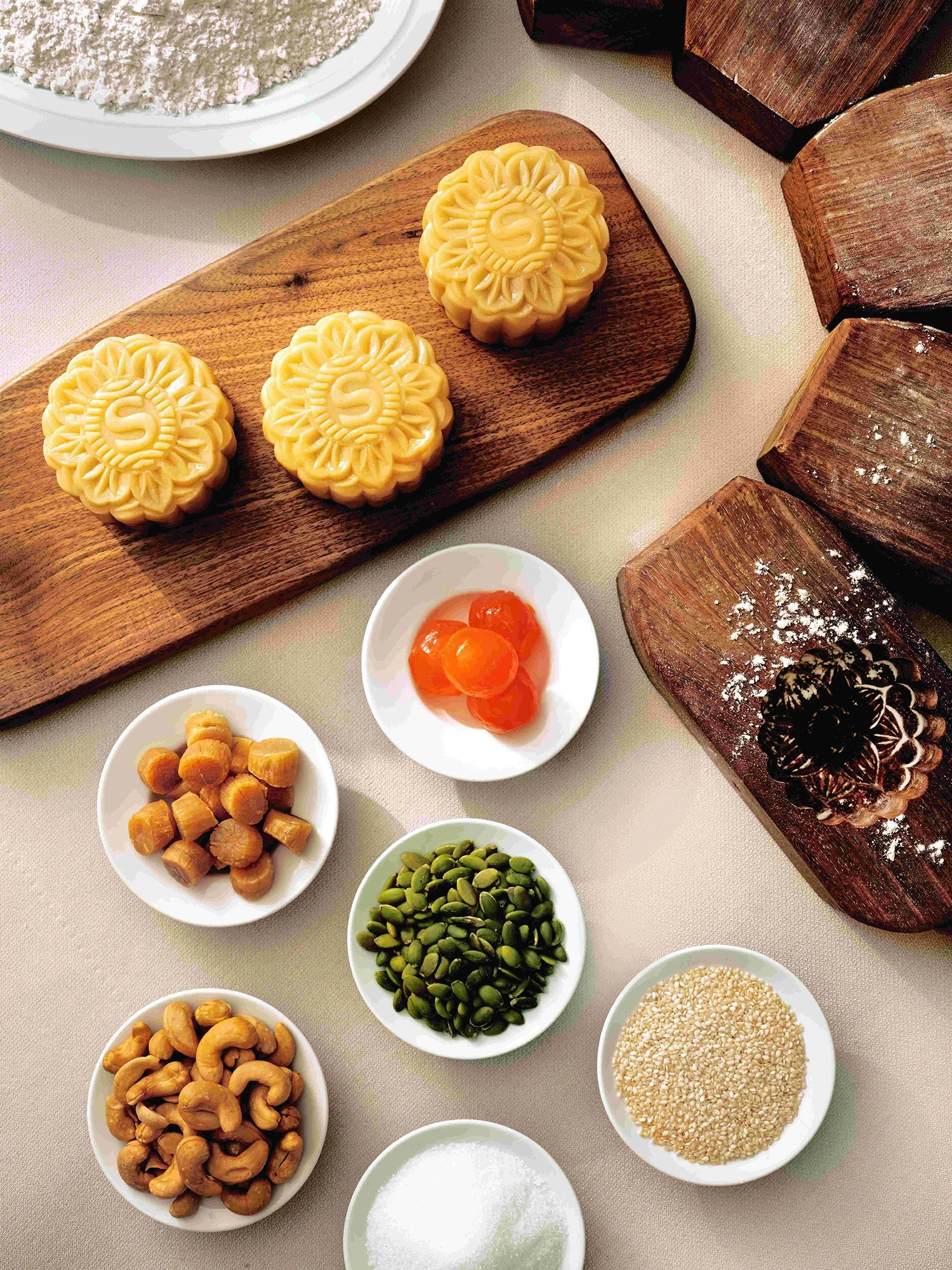 Bánh Trung thu thủ công: Di sản ở khách sạn 5 sao