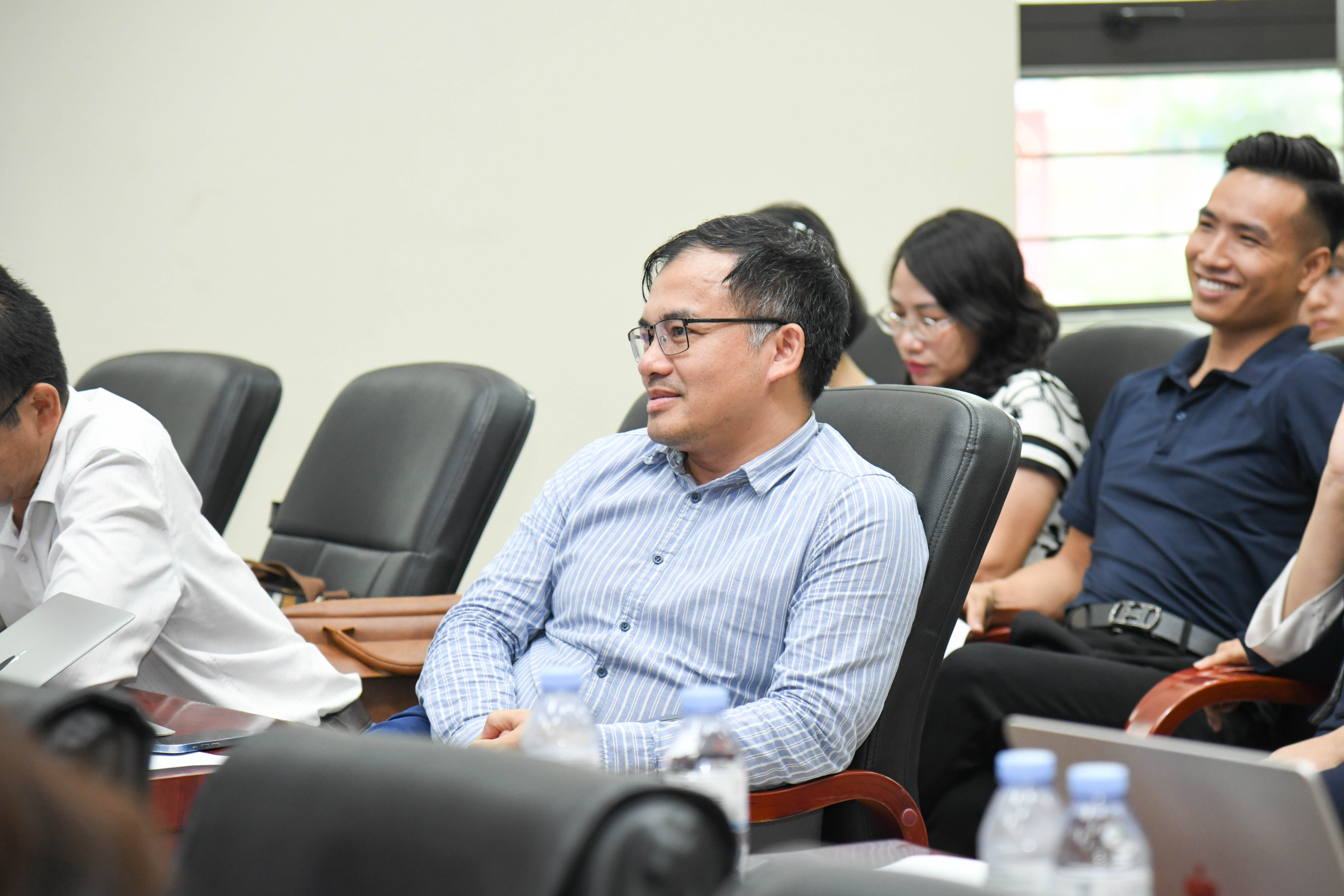 Chăm sóc sức khỏe tâm thần trường học: từ chữa cháy sang kiến tạo hệ sinh thái hạnh phúc