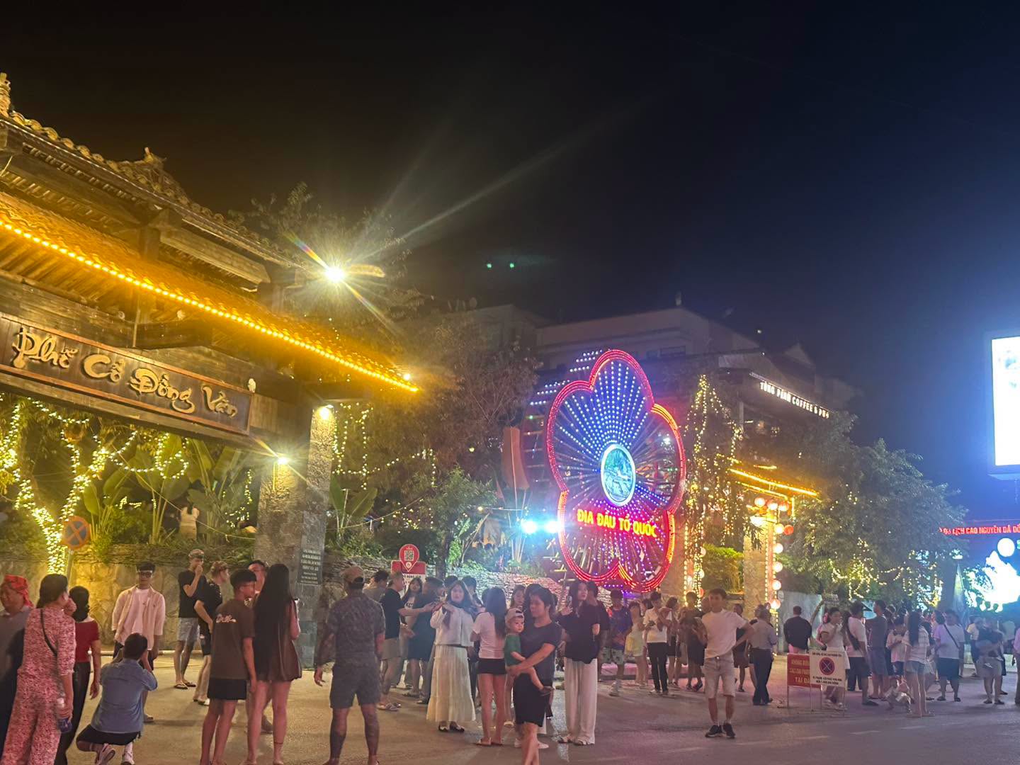 Du lịch nội địa bùng nổ dịp Quốc khánh: vùng cao và miền Trung lên ngôi