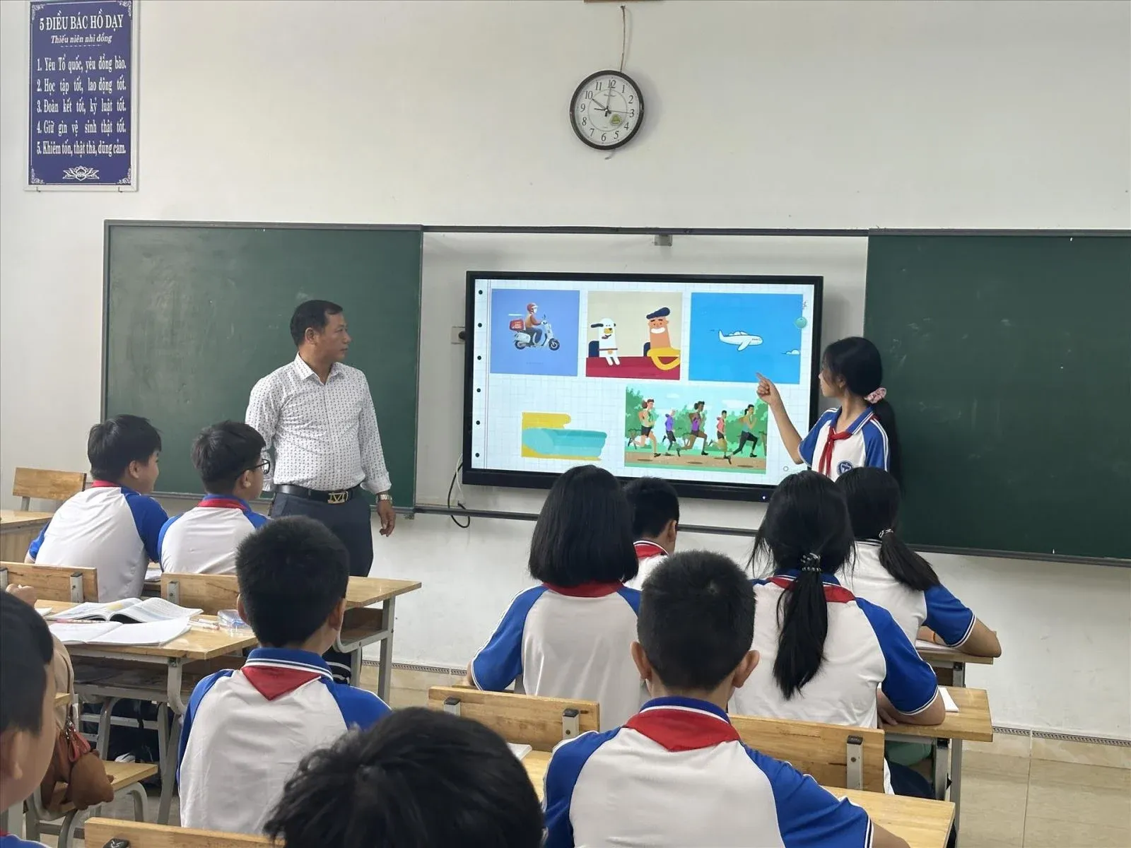 AI giải phóng thời gian giáo viên: từ dữ liệu số đến lớp học nhân văn