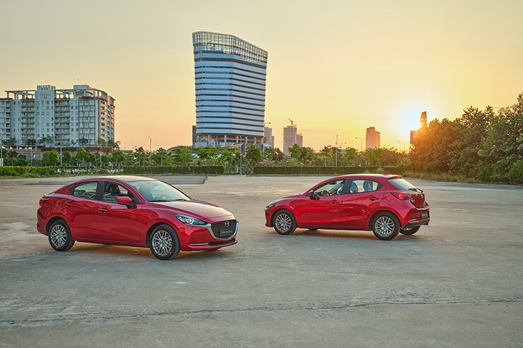 Mazda2 giá từ 418 triệu: i-Activsense và KODO có đáng tiền?