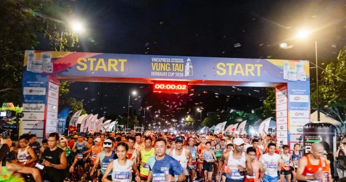 8.000 vận động viên chinh phục nửa marathon ven biển tại Vũng Tàu