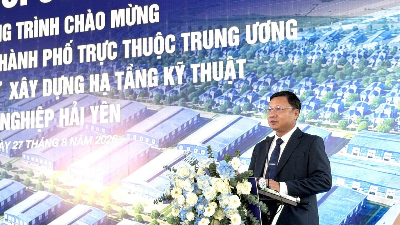 Quảng Ninh tăng tốc phát triển khu công nghiệp gắn logistics cảng biển