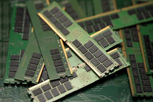 Giá RAM DDR4 tăng gấp 9 lần: PC enthusiast phải đổi chiến lược