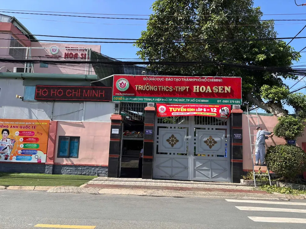 Hàng trăm học sinh Hoa Sen phải chuyển trường khẩn cấp: Phụ huynh cần làm gì?