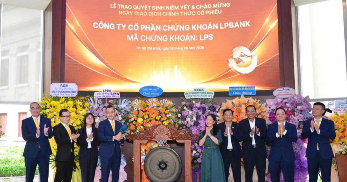 63 doanh nghiệp tỷ USD trên sàn chứng khoán: bản đồ đa ngành bùng nổ