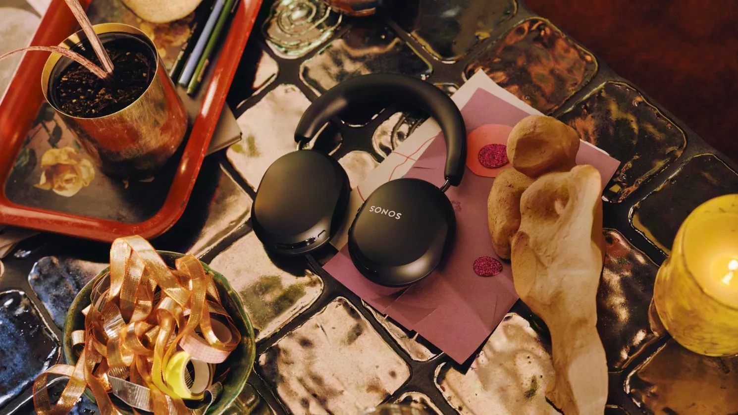 Sonos Ace Ultra: Tai nghe over-ear cao cấp với ANC cải tiến và pin thay thế