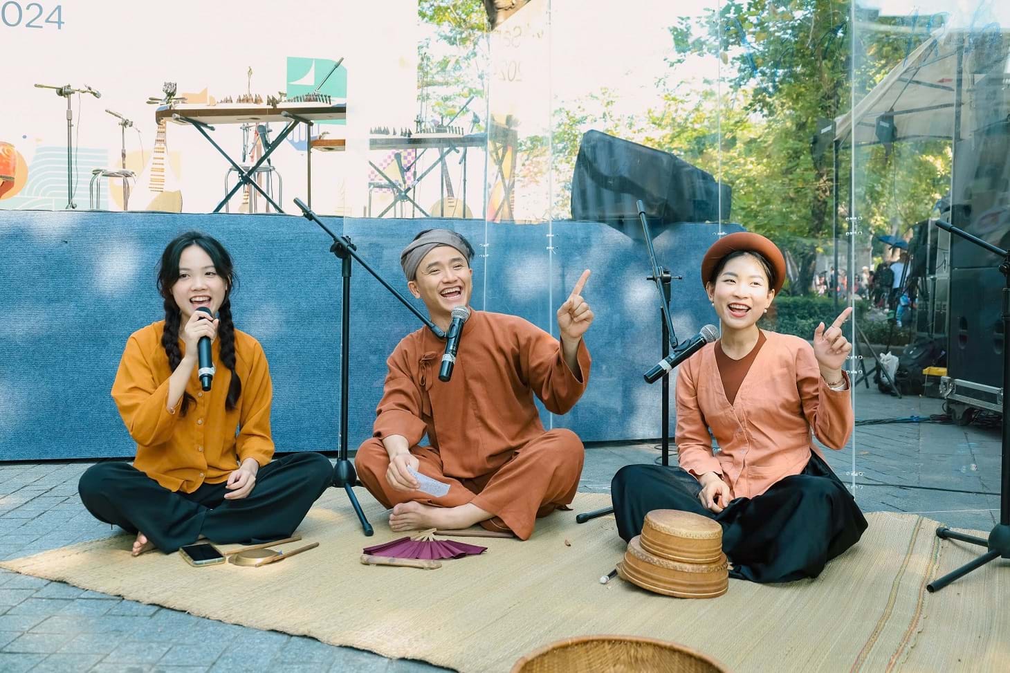 Thế hệ trẻ gìn giữ âm nhạc truyền thống: từ chùa Khmer đến buôn làng