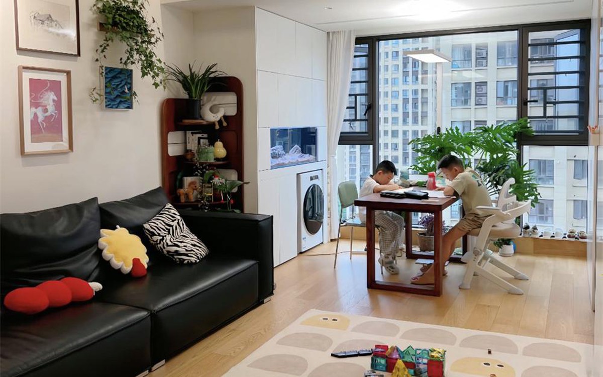 Phòng khách hiện đại không sofa: lựa chọn mới của gia đình trẻ