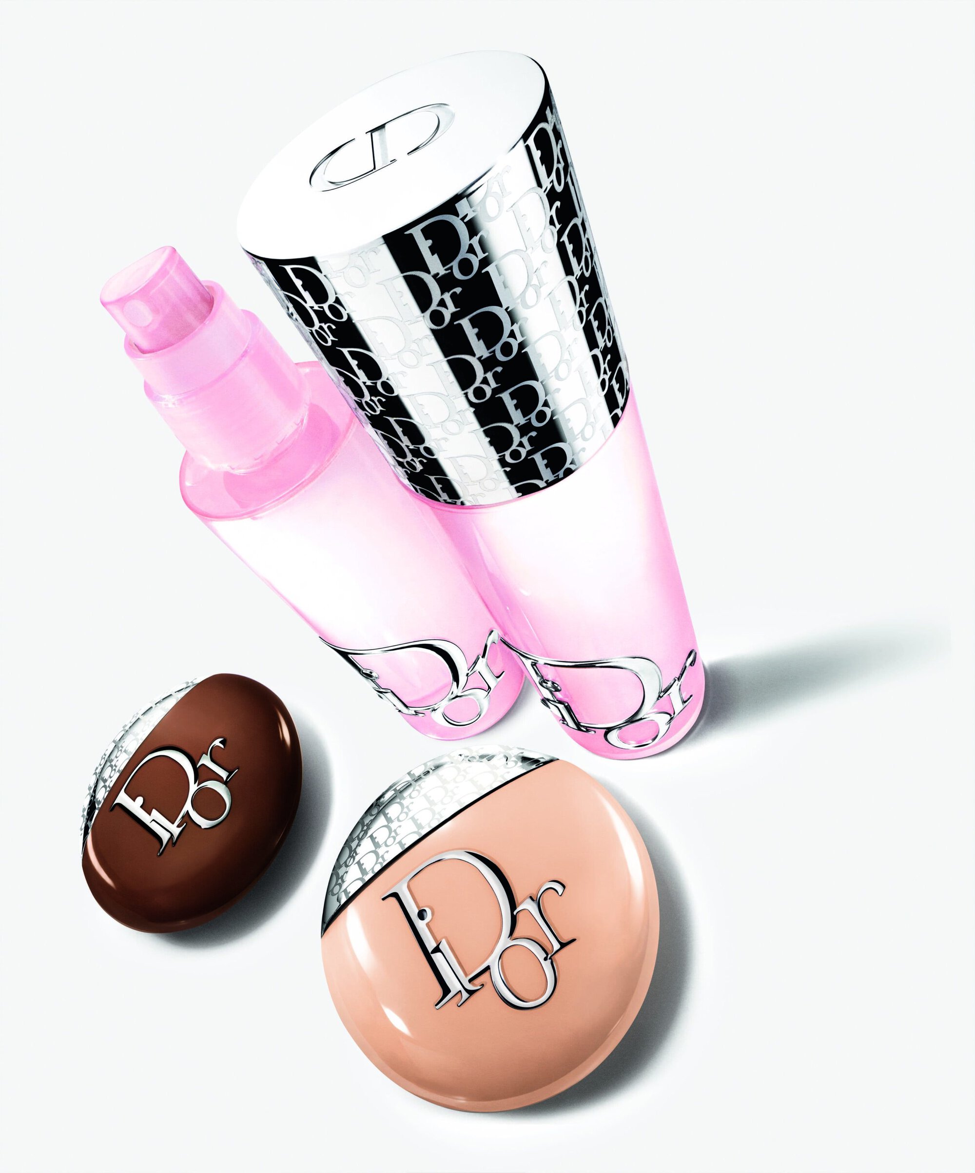 Backstage Beauty & Skin Tint: Wajah Selebriti Kini Lebih Real