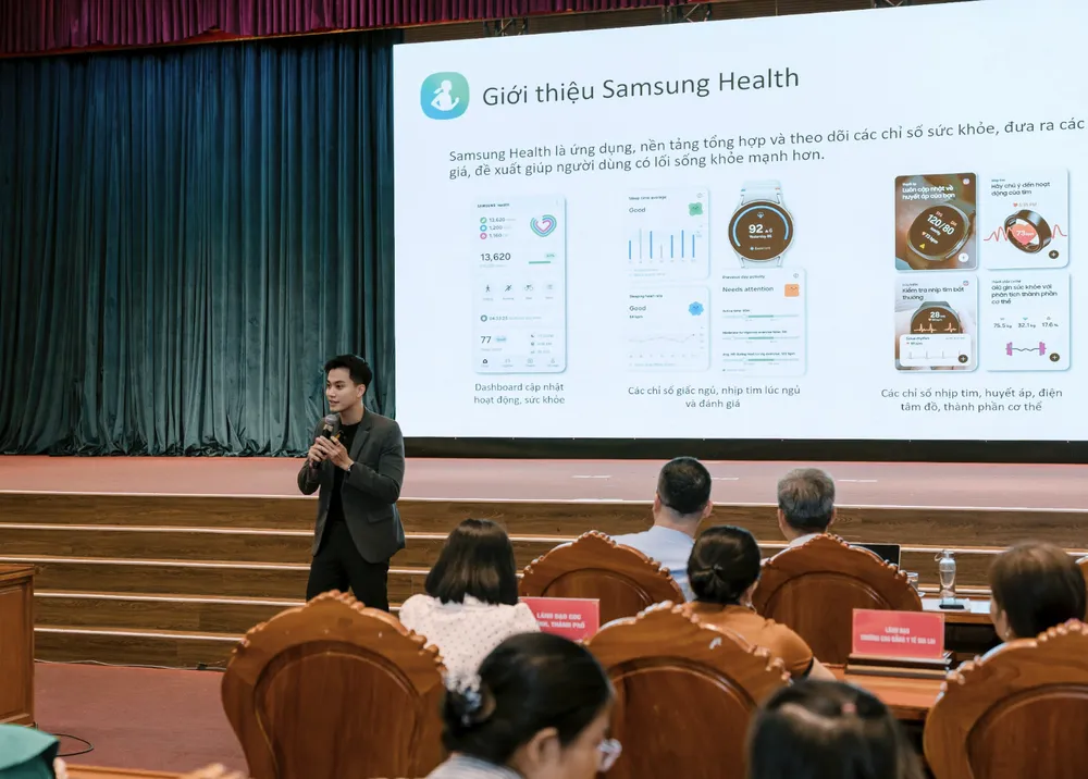 AI trên Galaxy Watch: từ dữ liệu thụ động đến gợi ý sức khỏe chủ động