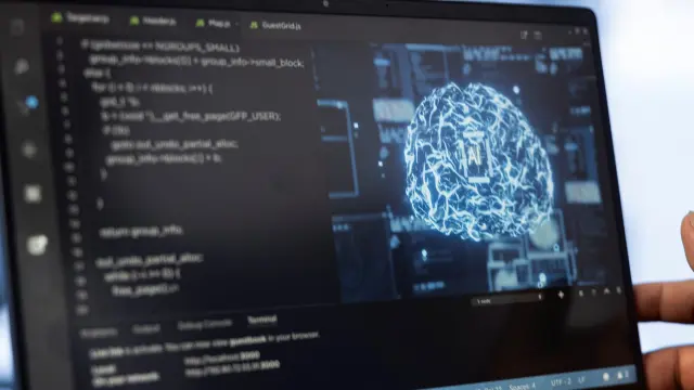 AI trả lời mỗi lần một kiểu: khi lỗ hổng nhất quán thành rủi ro kinh doanh