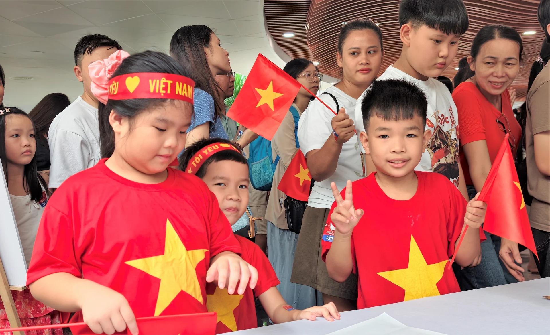 Công nghệ VR đưa hàng nghìn người trở lại thời khắc độc lập