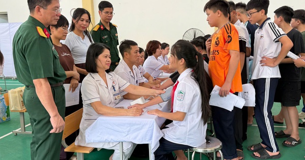 Khám sức khỏe miễn phí cho hơn 2,2 triệu học sinh Hà Nội: đầu tư thông minh cho tương lai