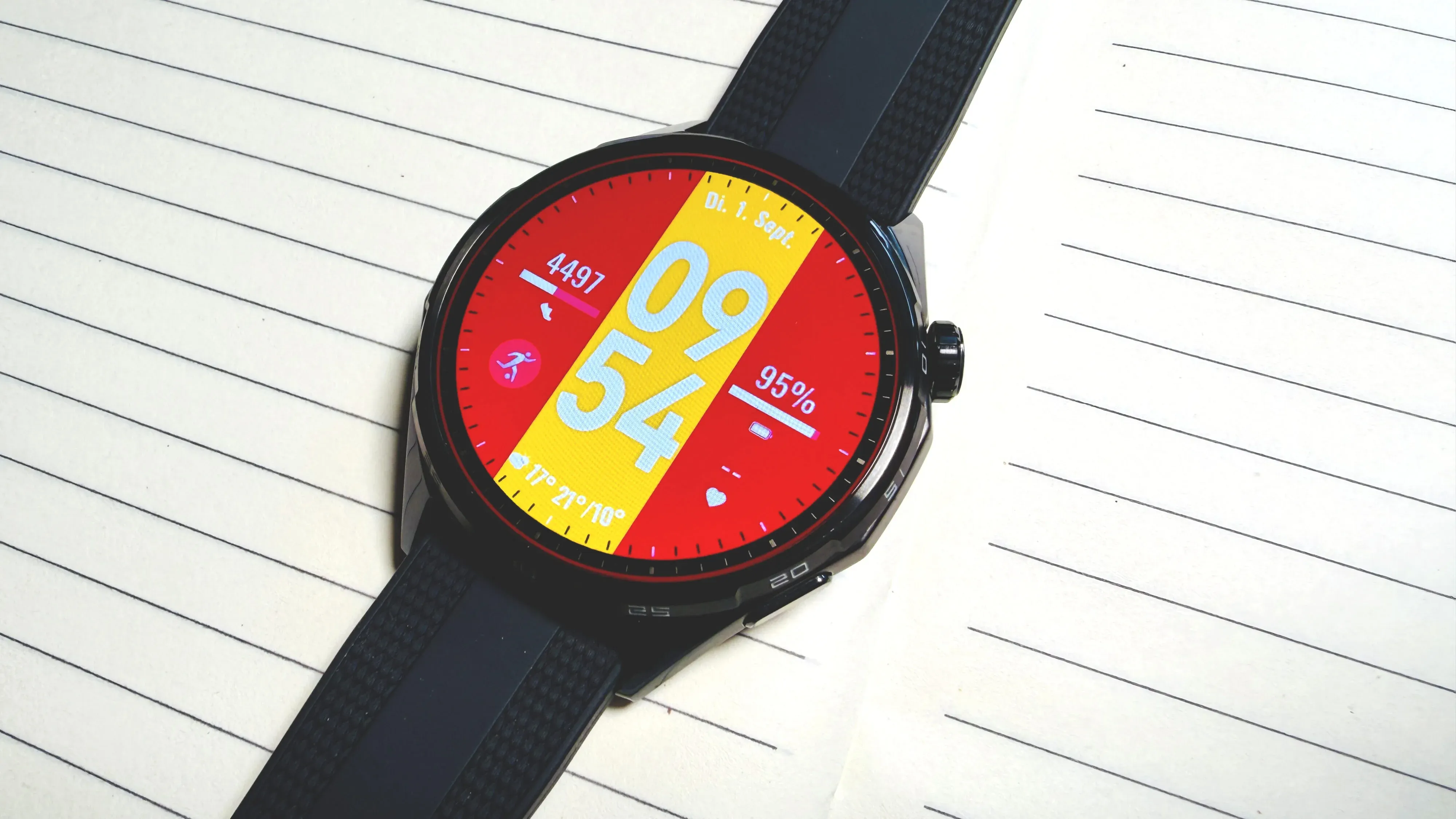 Huawei Watch GT 7 vs GT 7 Pro: nên chọn bản nào?