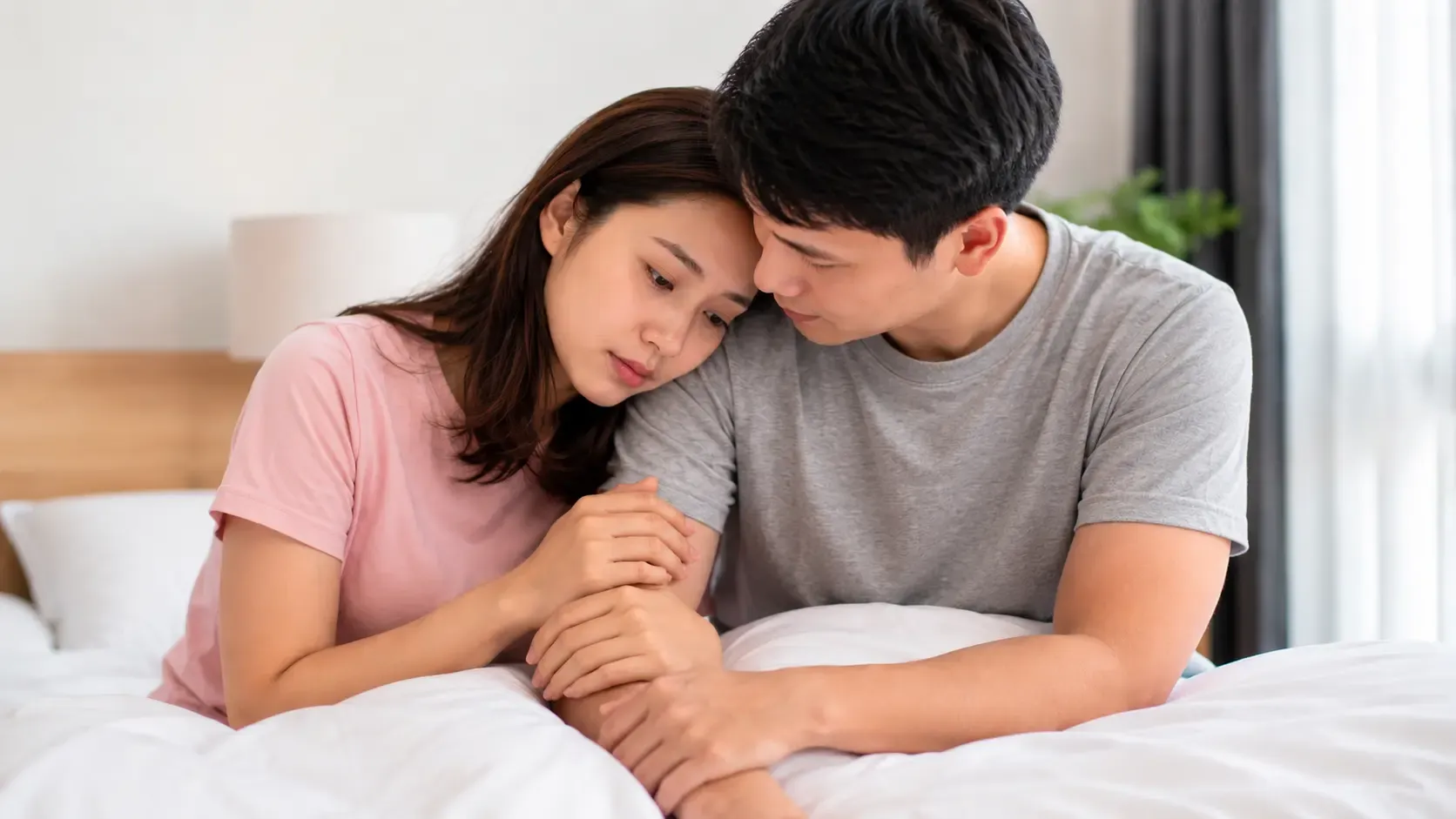Khi suy giảm nội tiết tố làm lung lay đời sống tình dục